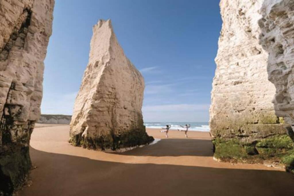 Stylish Holiday Let In Central Broadstairs Apartment Exterior photo